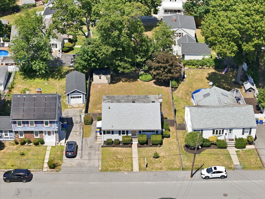 8 Bossi Ave, Randolph, MA Photo #33