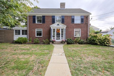 25 Brewster Rd Framingham MA 01702