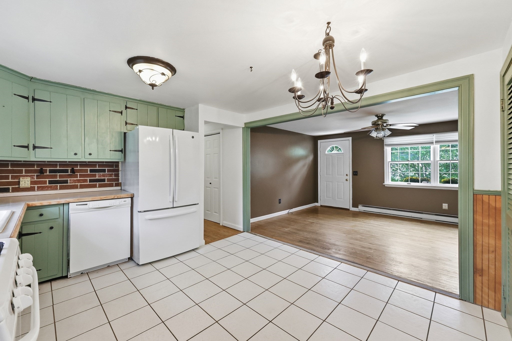 50 Finch Rd, Springfield, MA Photo #24