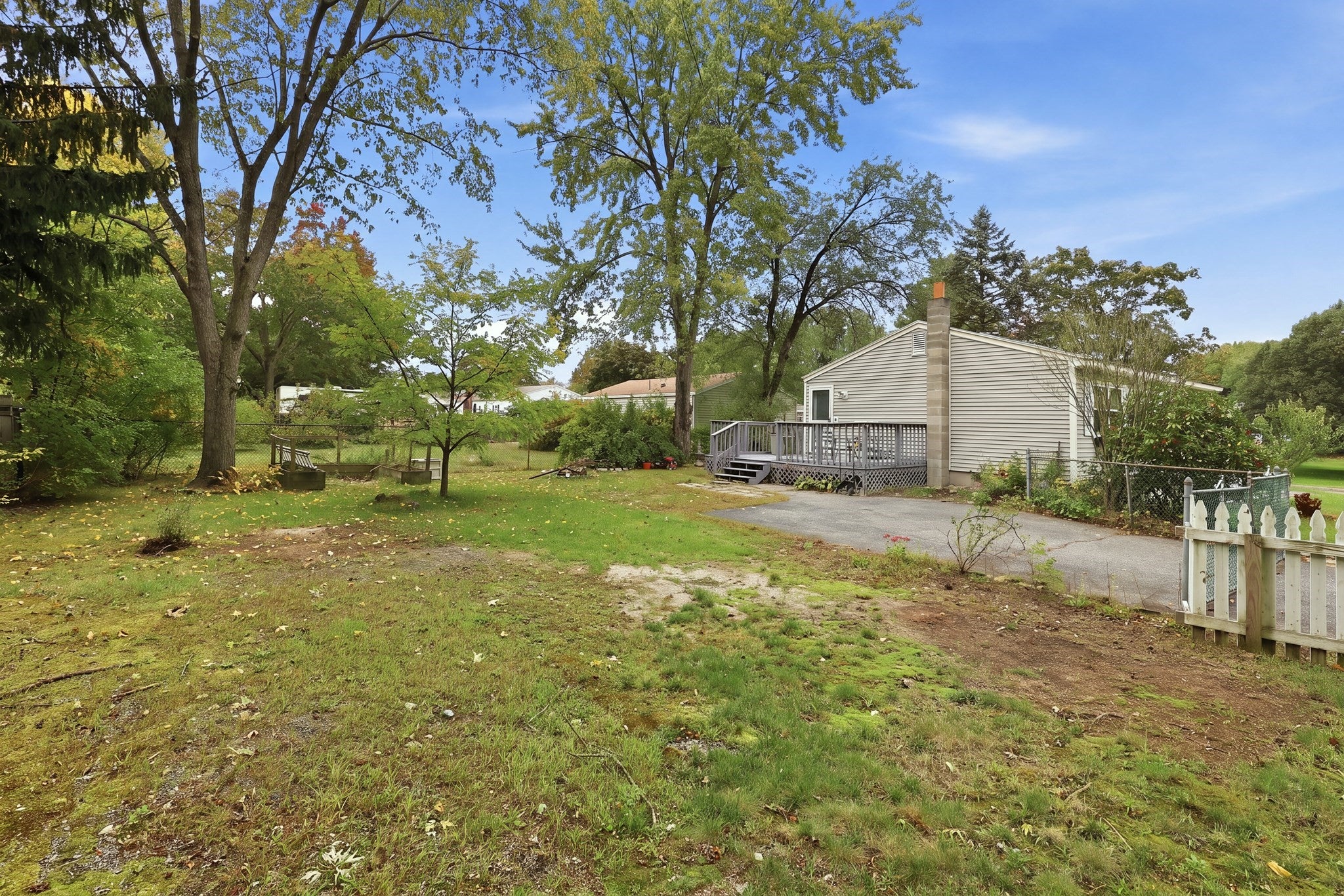 50 Finch Rd, Springfield, MA Photo #5
