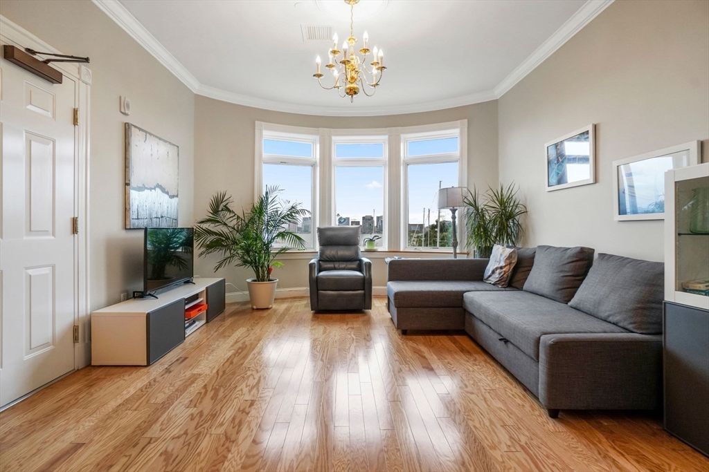 5 Brigham Street 1