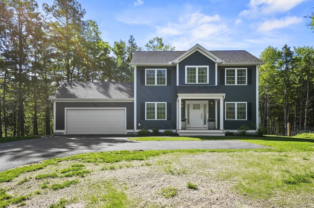 1076 King Phillip Trail