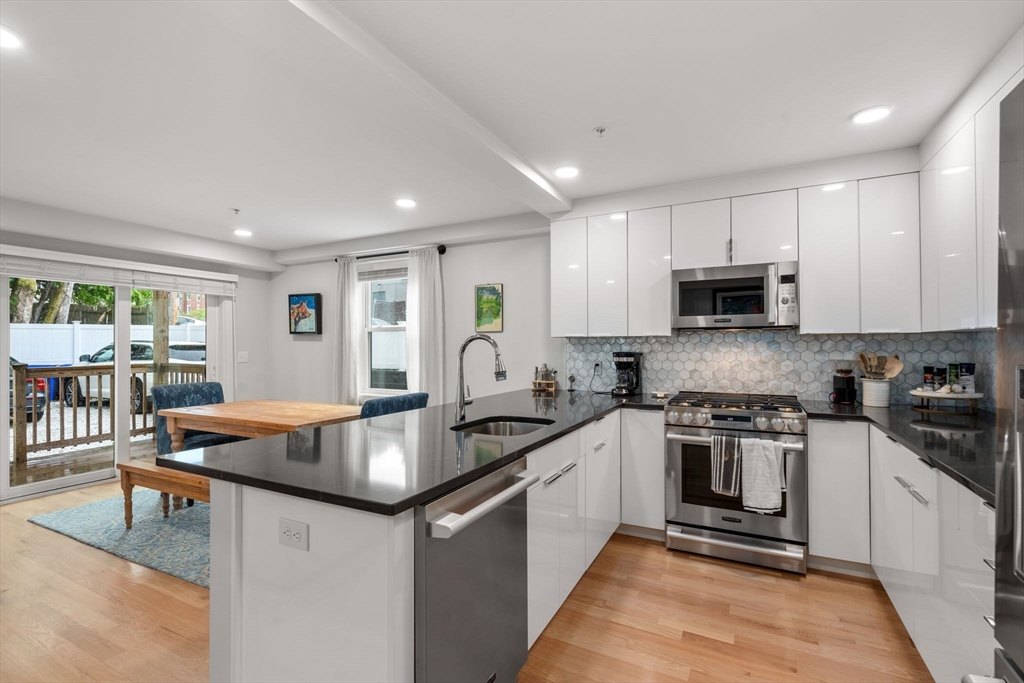 11 Cameron St 1