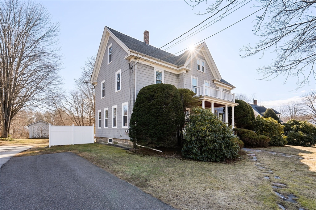 719 Union St 719
