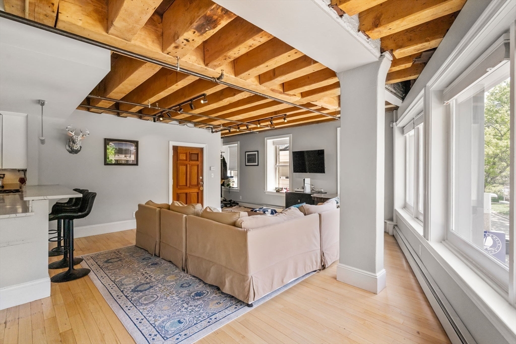 33 Commercial Wharf 33A