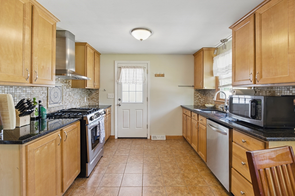 55 Rogers Dr