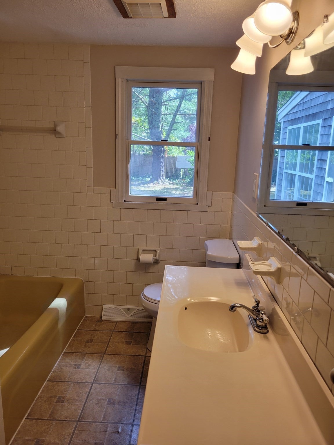 8 Westbury Way, Barnstable, MA Photo #9