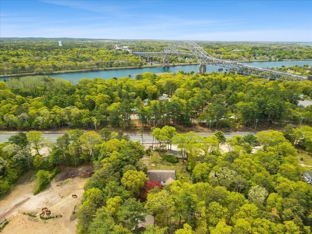 391 Scenic Hwy