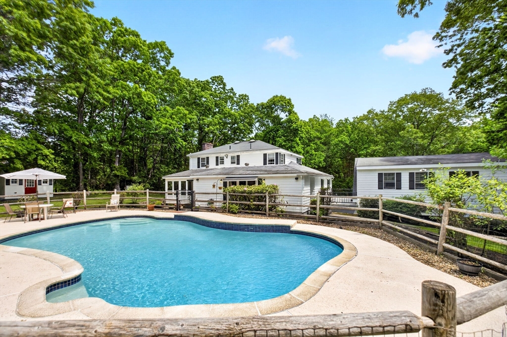 15 Jefferson Rd
