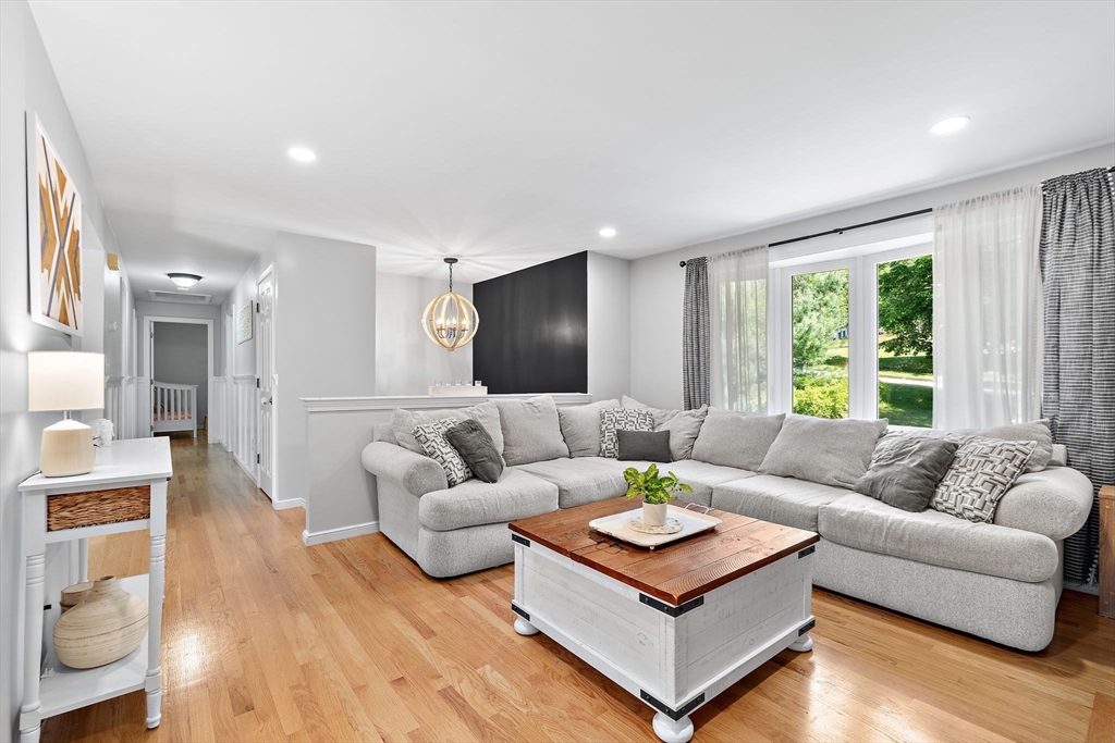 26 Fleetwood Dr