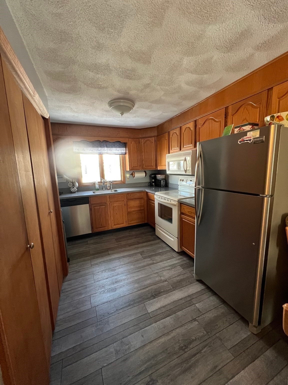 68 Central St #2, Woburn, MA, 68 Central St #2, Woburn, MA Photo #6