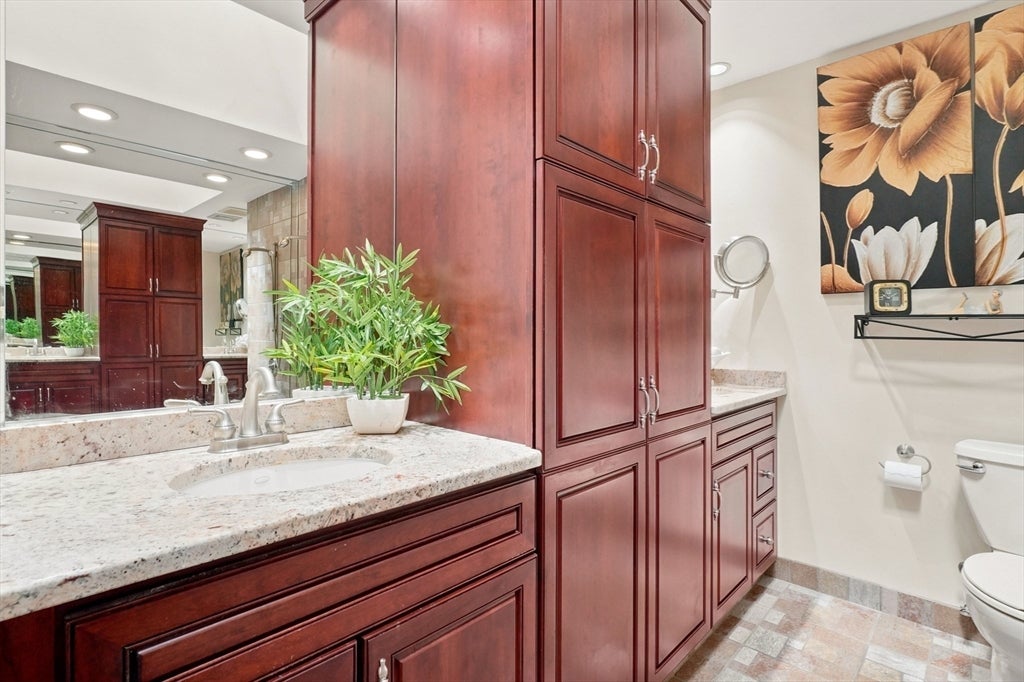 1002 Pine Brook Dr #20, Peabody, MA, 1002 Pine Brook Dr #20, Peabody, MA Photo #23