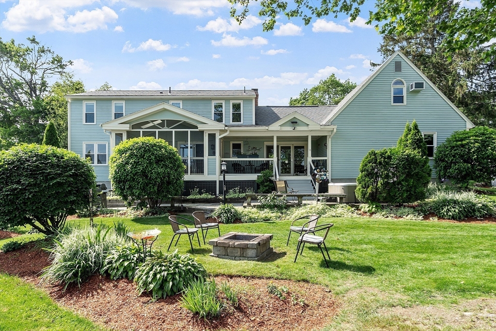 3 Sycamore Dr