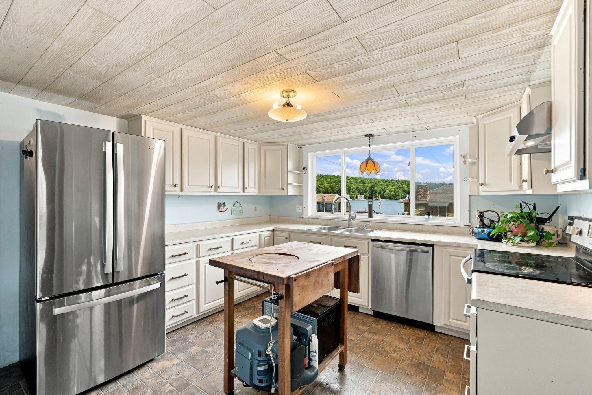 80 Lakeview Rd, Shutesbury, MA, 80 Lakeview Rd, Shutesbury, MA Photo #3