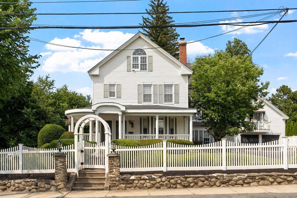 125 Walnut St