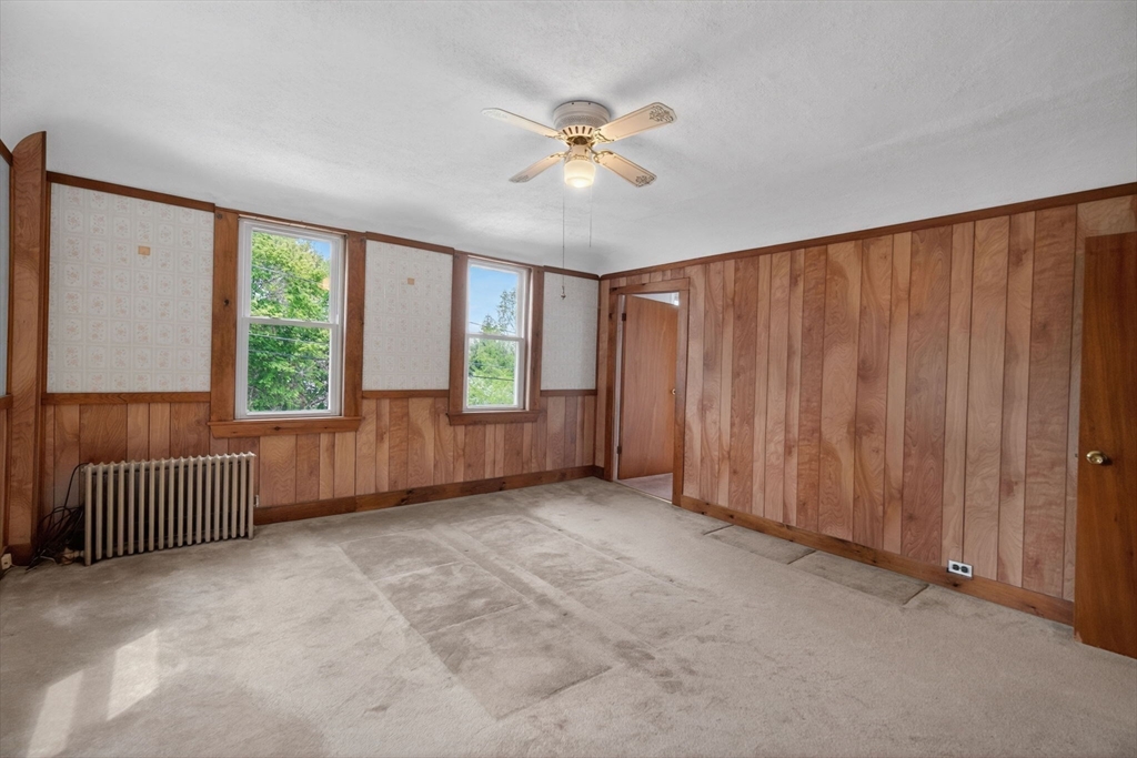 7 East Greenwood St, Amesbury, MA Photo #32
