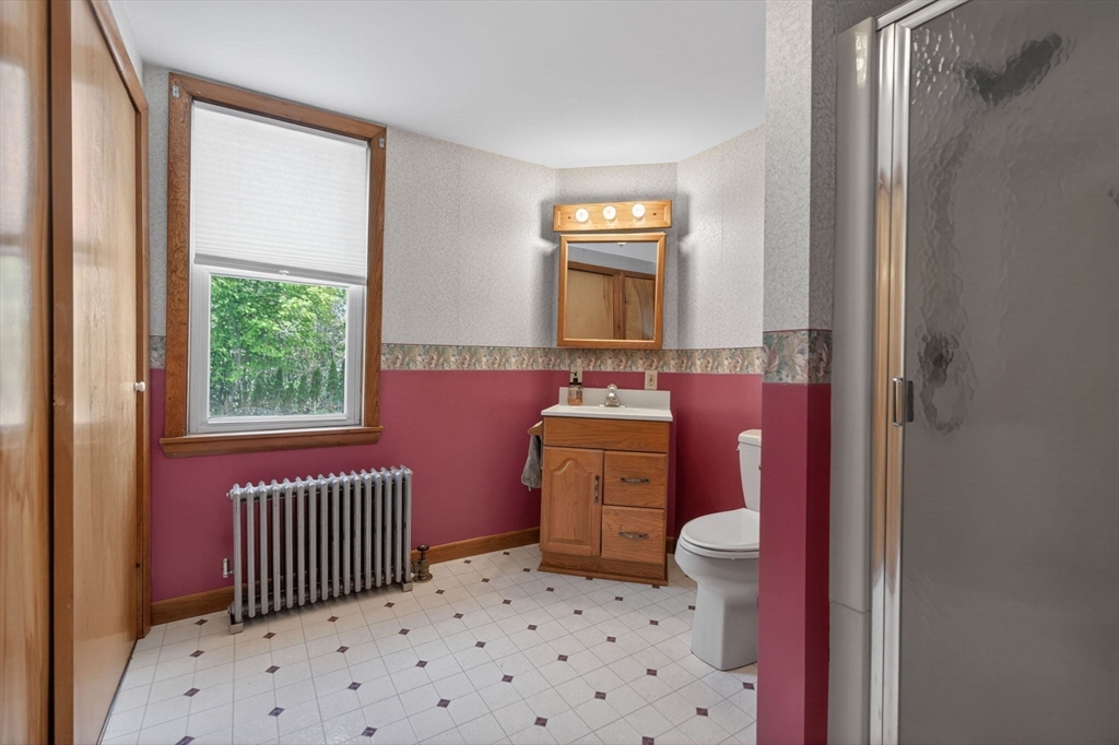 7 East Greenwood St, Amesbury, MA Photo #25