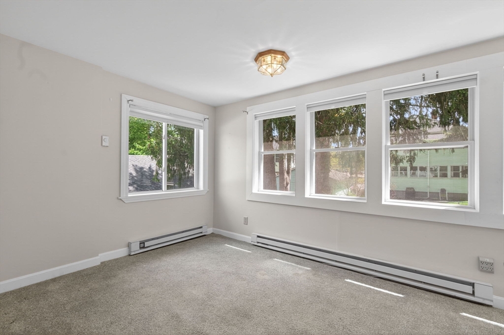 7 East Greenwood St, Amesbury, MA Photo #22