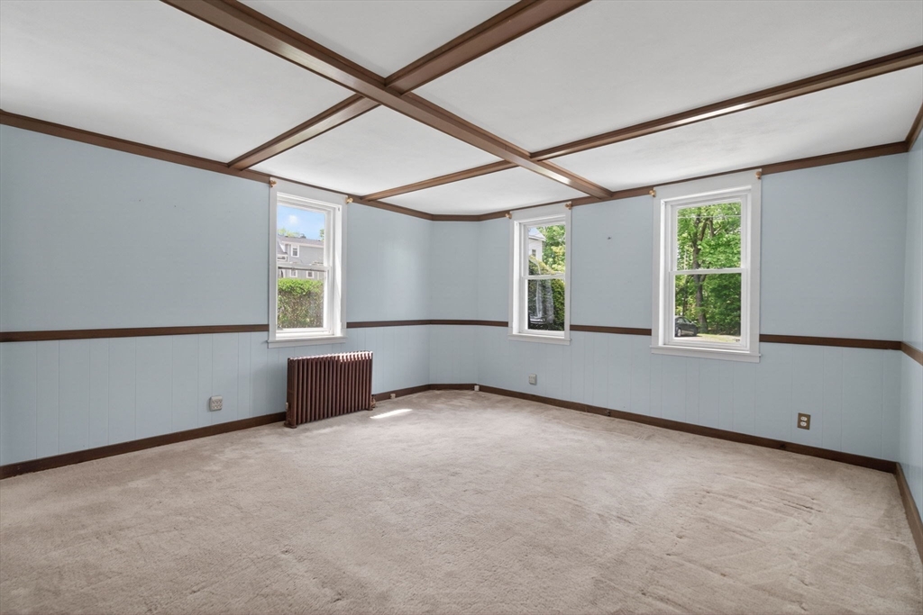 7 East Greenwood St, Amesbury, MA Photo #27