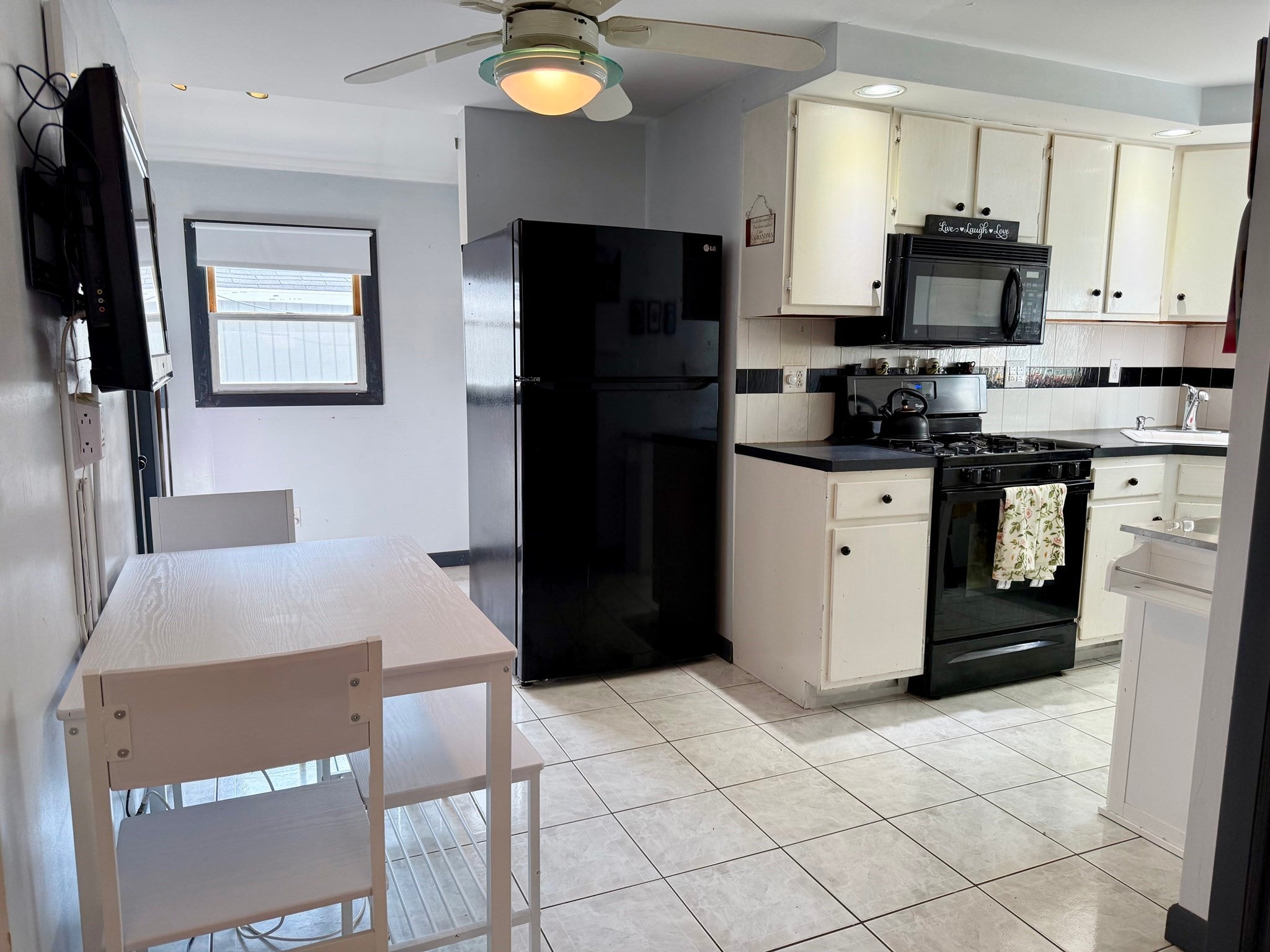 25 Union St #1, Woburn, MA Photo #4