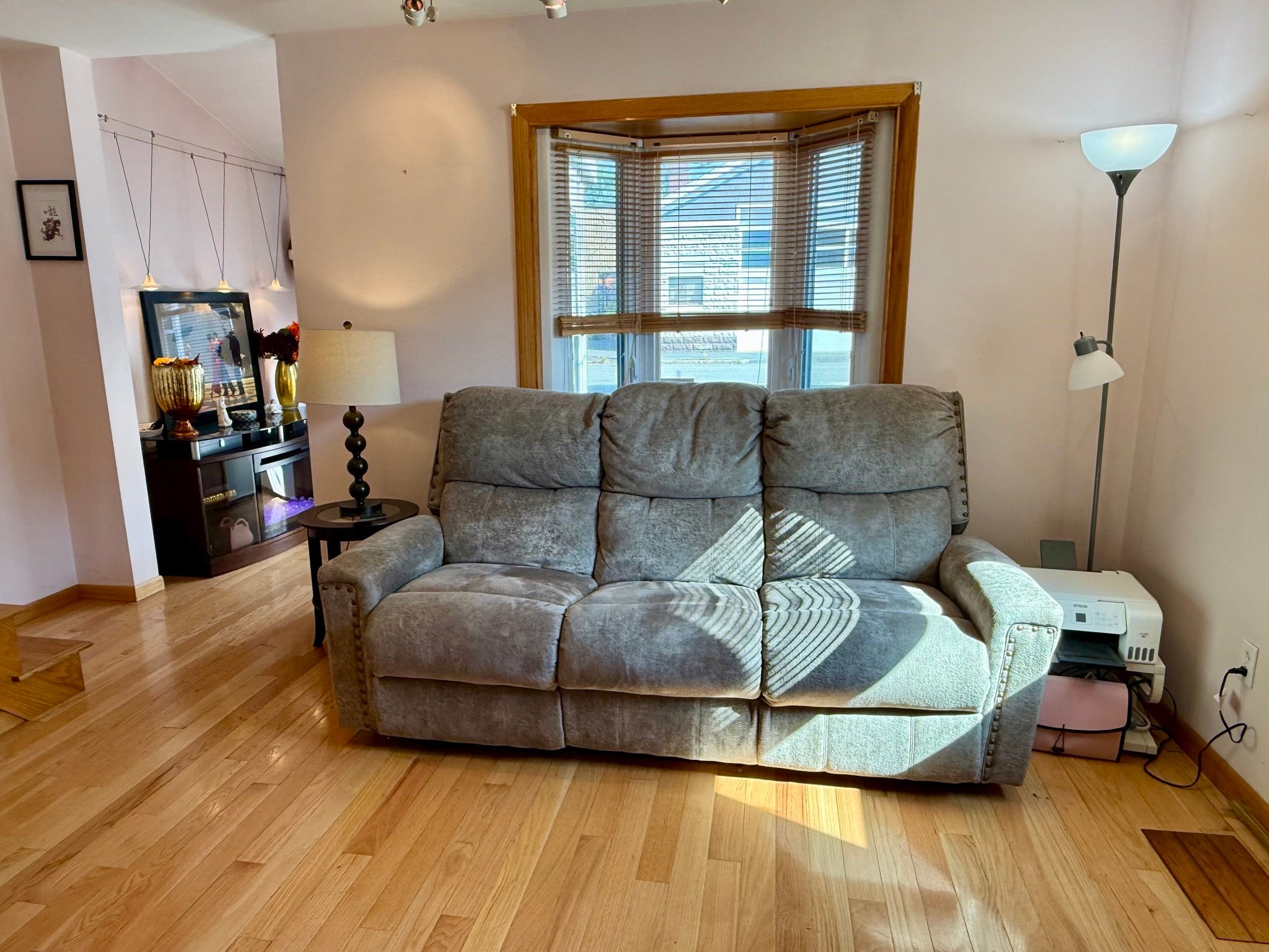 25 Union St #1, Woburn, MA Photo #3