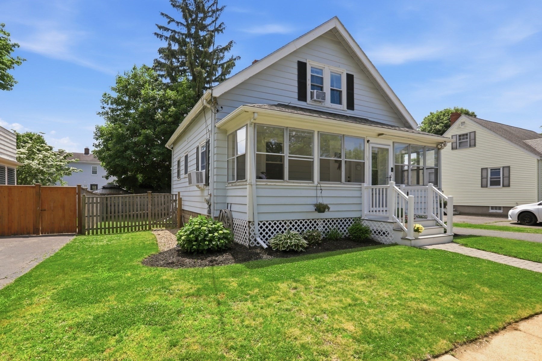 5 Linden Road, Peabody MA 01960