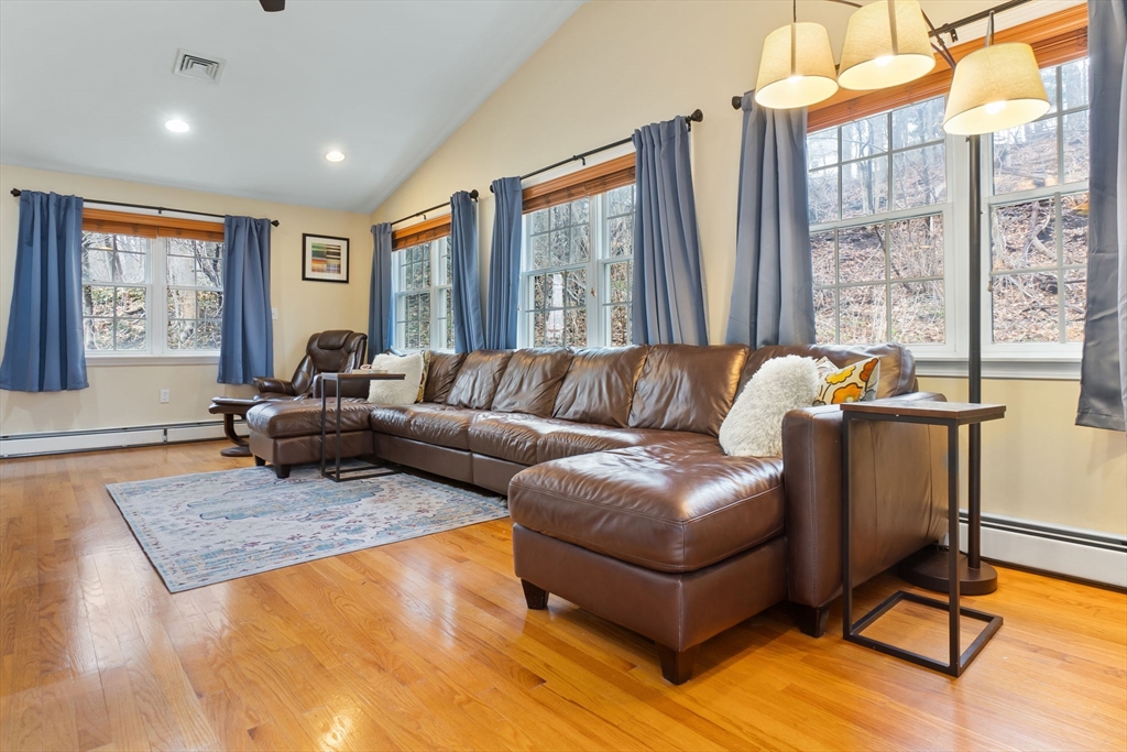 23 Flint Circle