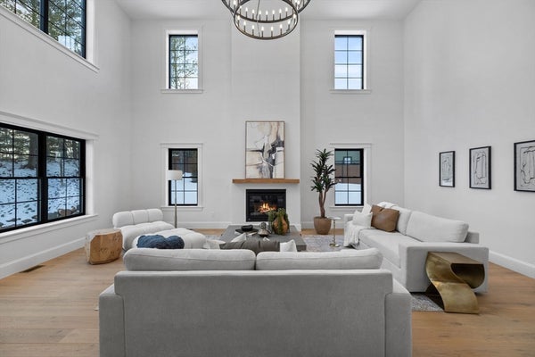 12 COUTURE WAY, MIDDLETON, MA 01949 - Image bedb47c6c43c5cfa8043f1bdcdcbe40a/3552786762