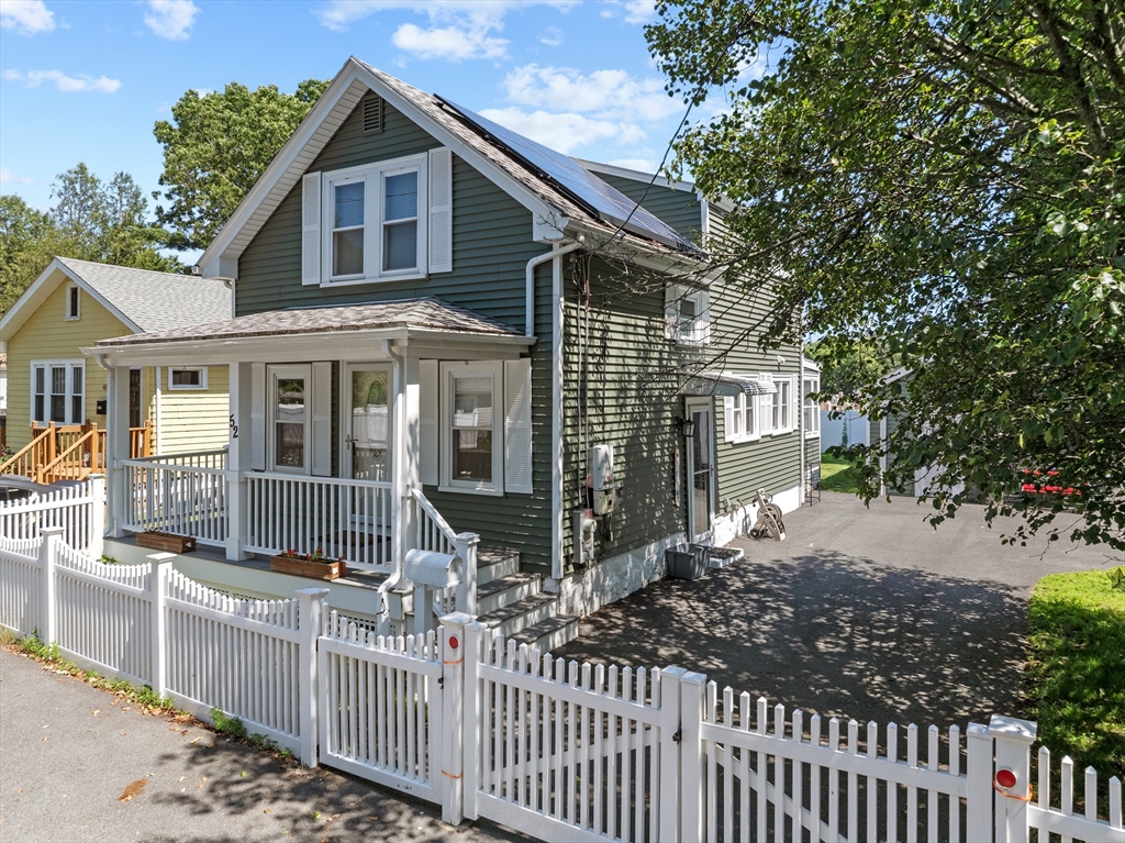 52 Glenwood Rd
