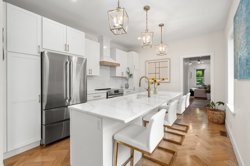314A Bunker Hill St 1