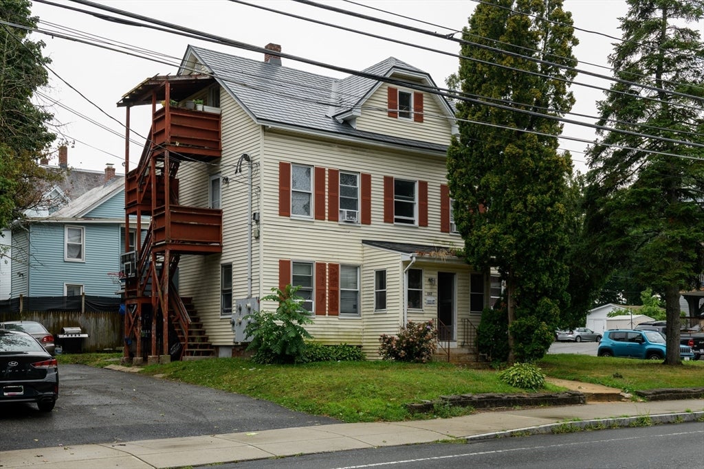 Photo of 247 Mechanic Street, Leominster, MA