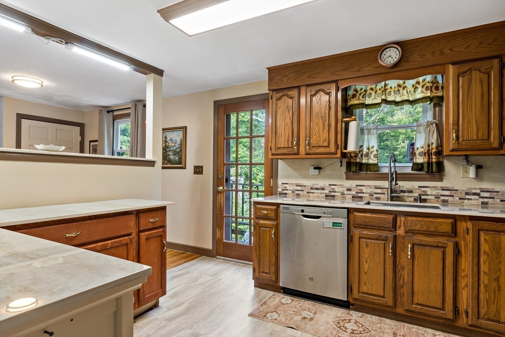 647 Rebecca Rd