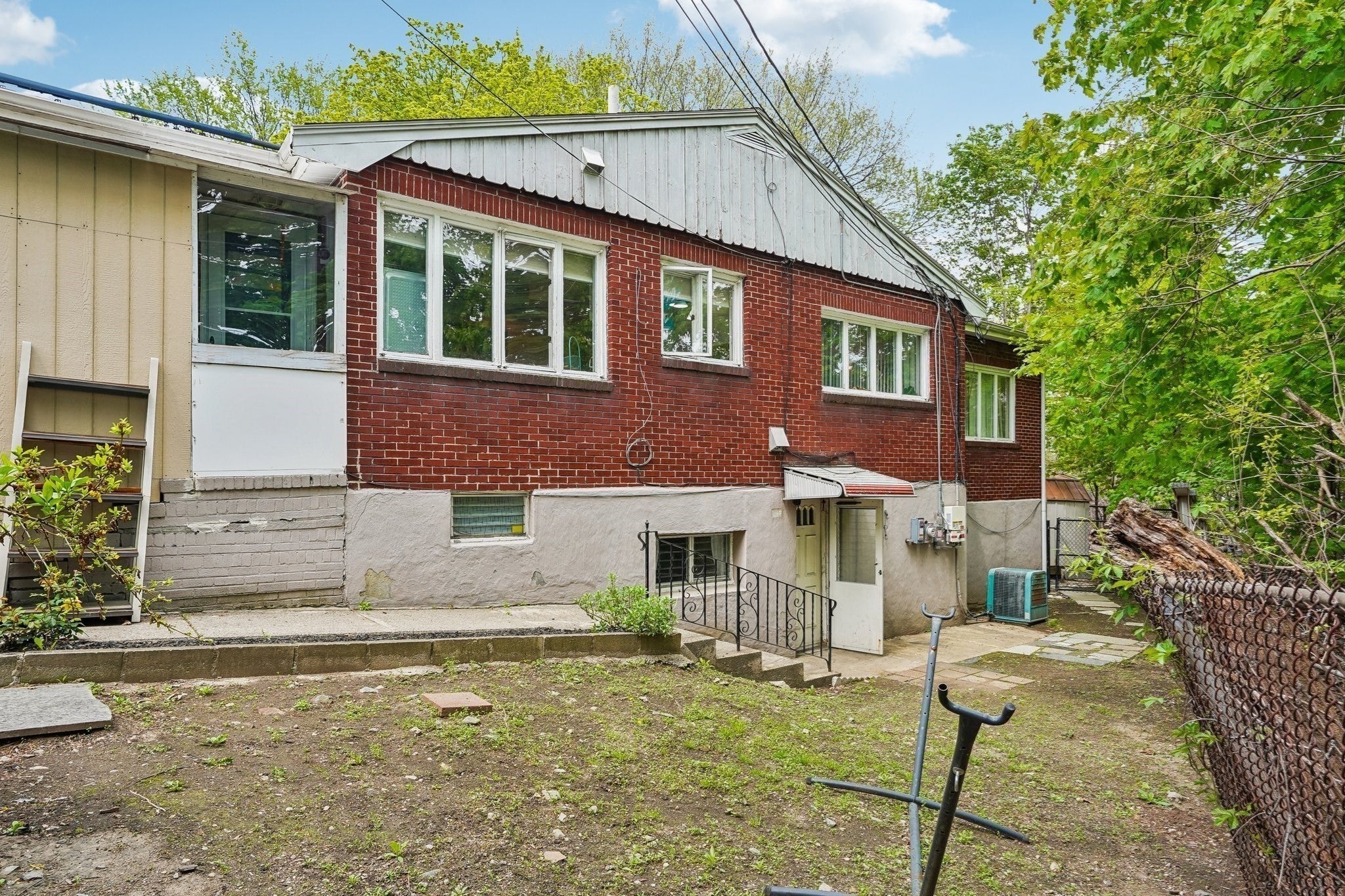 259 Forest Street