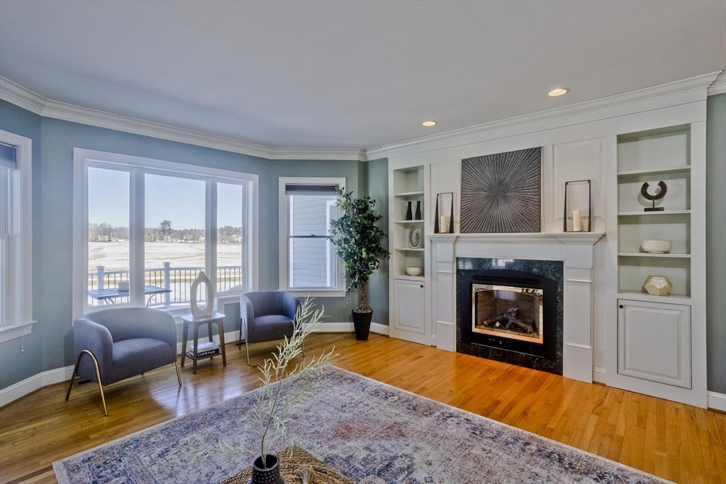 5 Pondview Lane