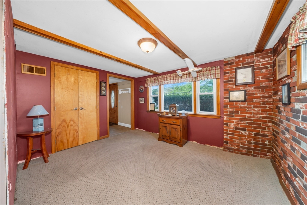 88 Whitehall Rd, Amesbury, MA Photo #39
