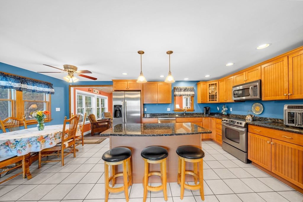 88 Whitehall Rd, Amesbury, MA Photo #14