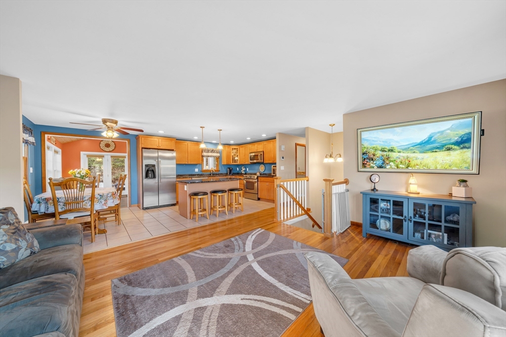 88 Whitehall Rd, Amesbury, MA Photo #9