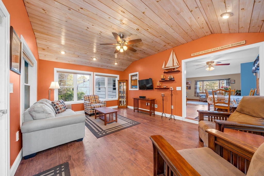 88 Whitehall Rd, Amesbury, MA Photo #23