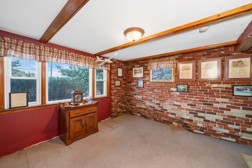 88 Whitehall Rd, Amesbury, MA Photo #38