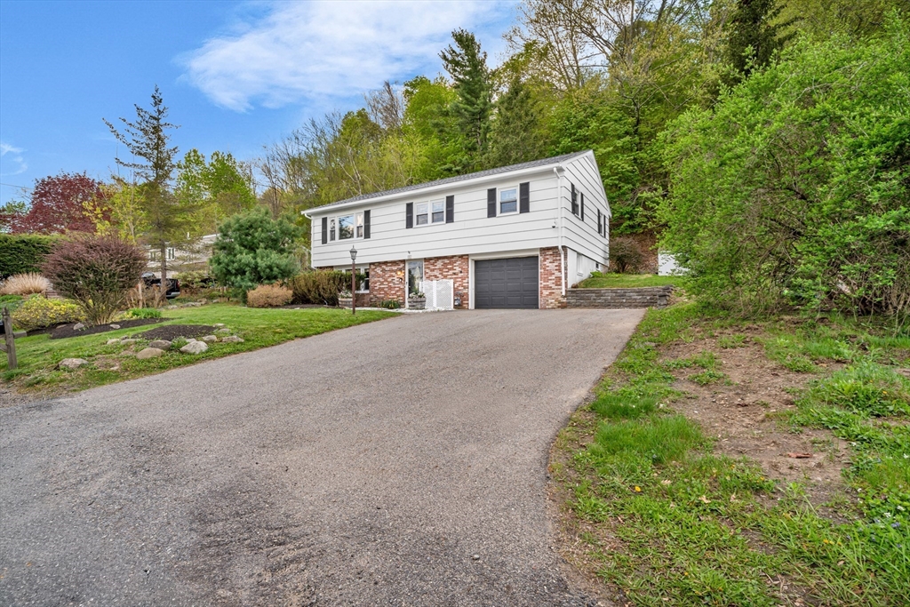 88 Whitehall Rd, Amesbury, MA Photo #42