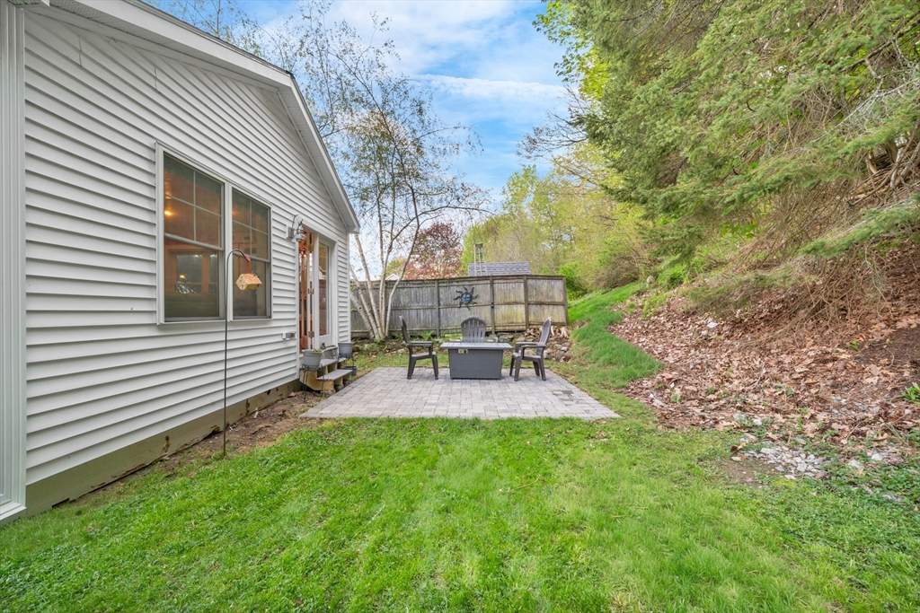88 Whitehall Rd, Amesbury, MA Photo #6