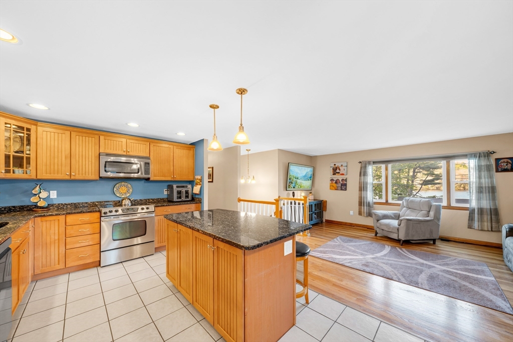 88 Whitehall Rd, Amesbury, MA Photo #13