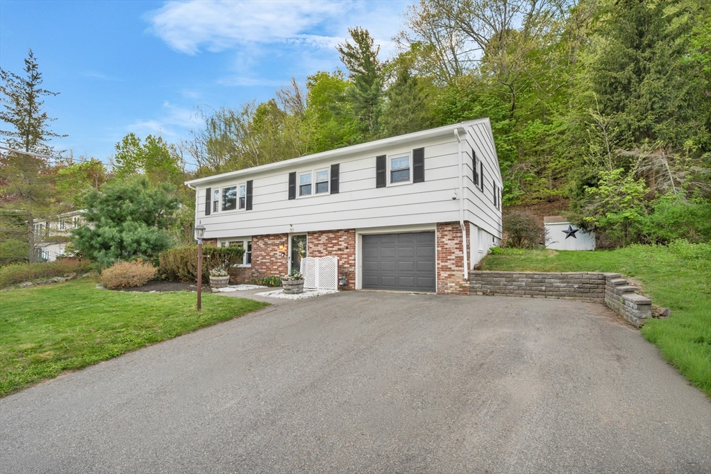 88 Whitehall Rd, Amesbury, MA Photo #1