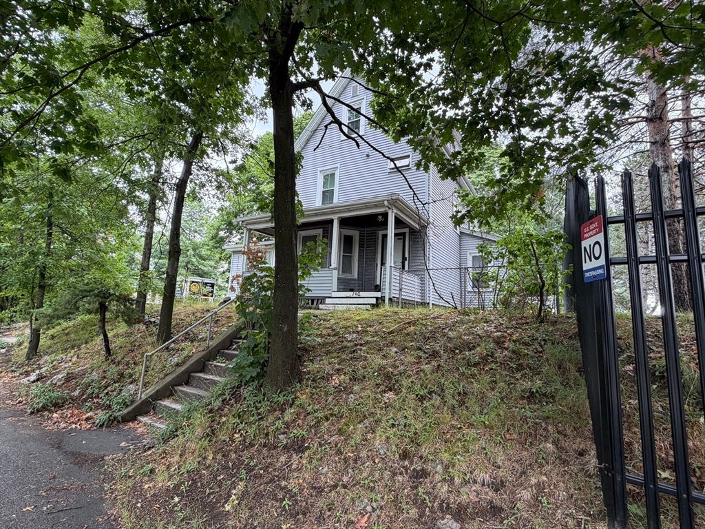 1240 Vfw Parkway