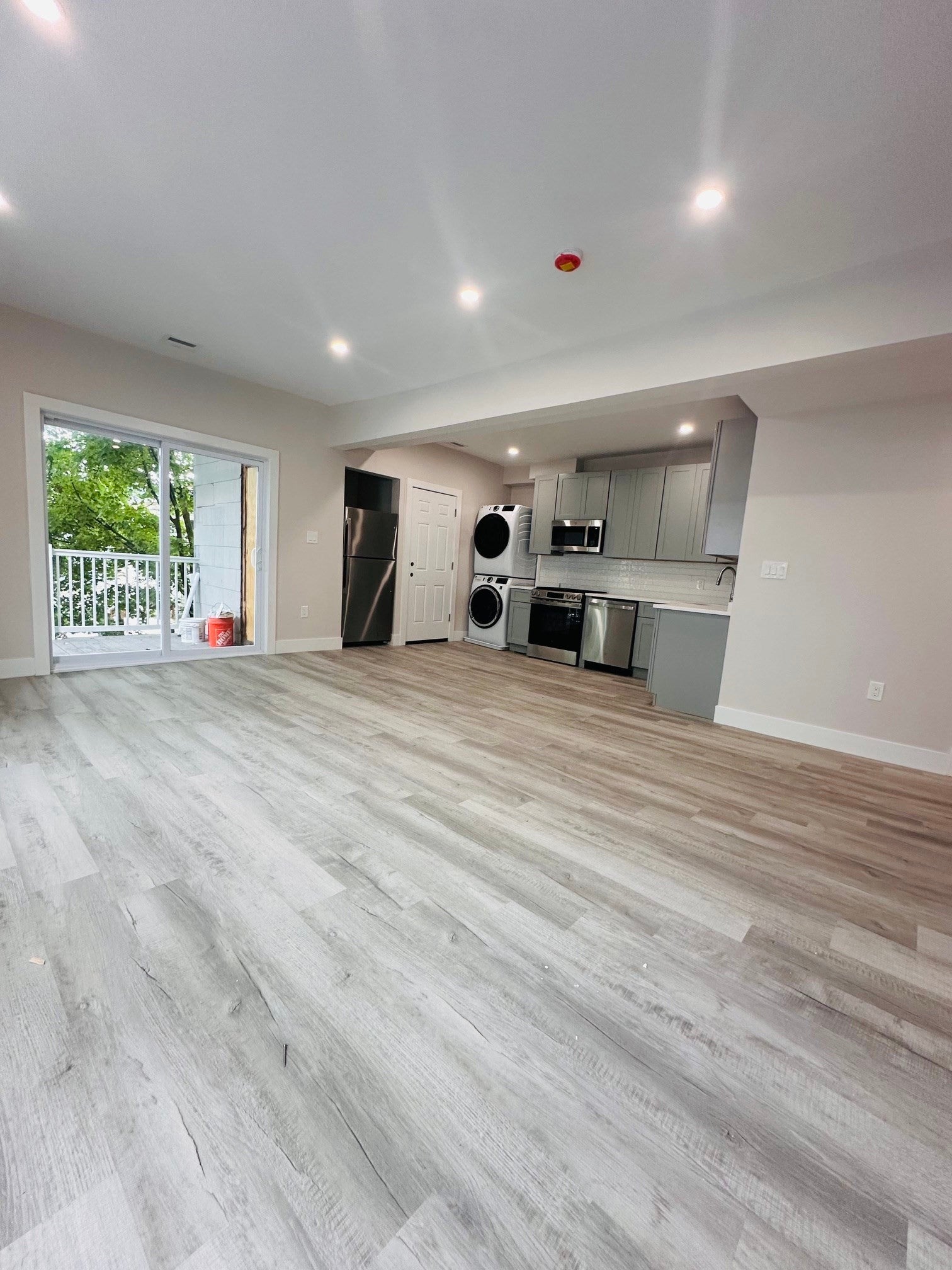 761 Columbia Road 3