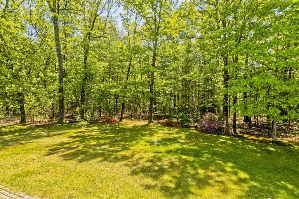 12 Camelot Ln