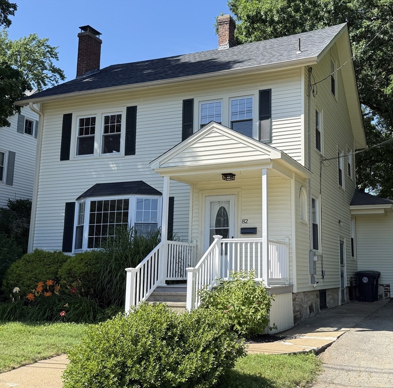 82 Hartwell St