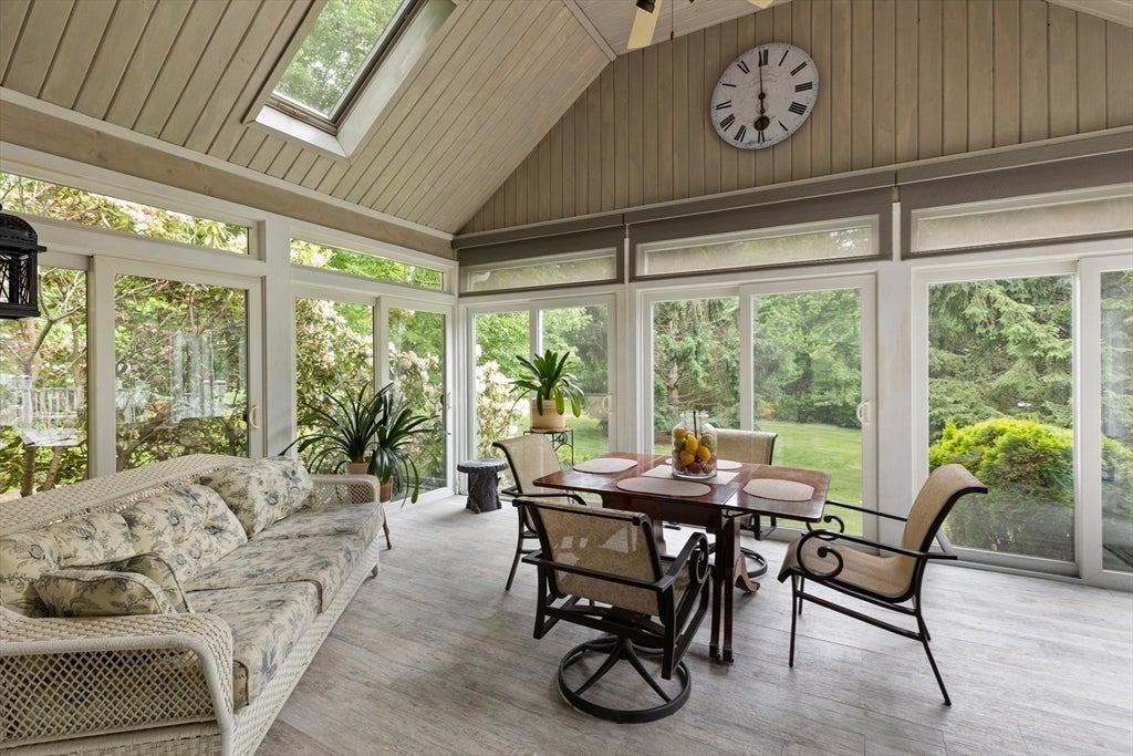 211 Saddle Hill Road