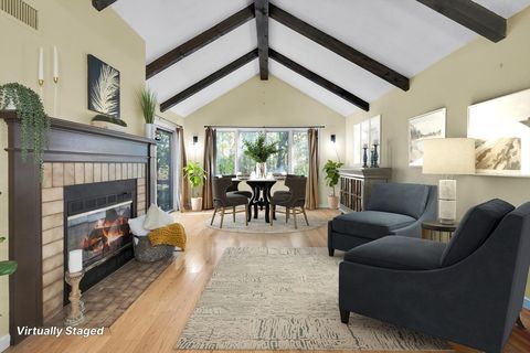 38 Bentwood Dr 38 Sturbridge MA 01566