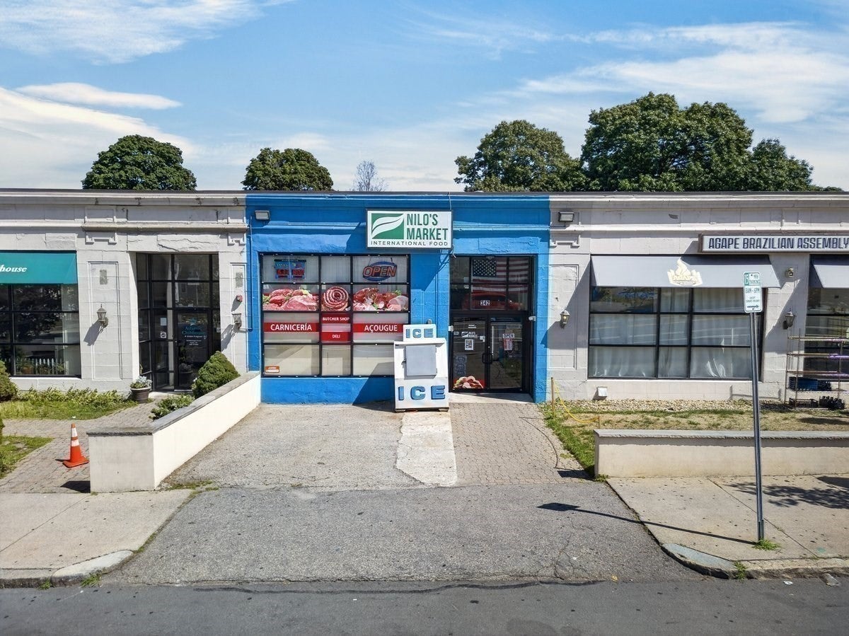 Click for 342 Washington St, Quincy, MA slideshow Click for 342 Washington St, Quincy, MA slideshow